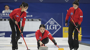 更體現在他 更體現在他